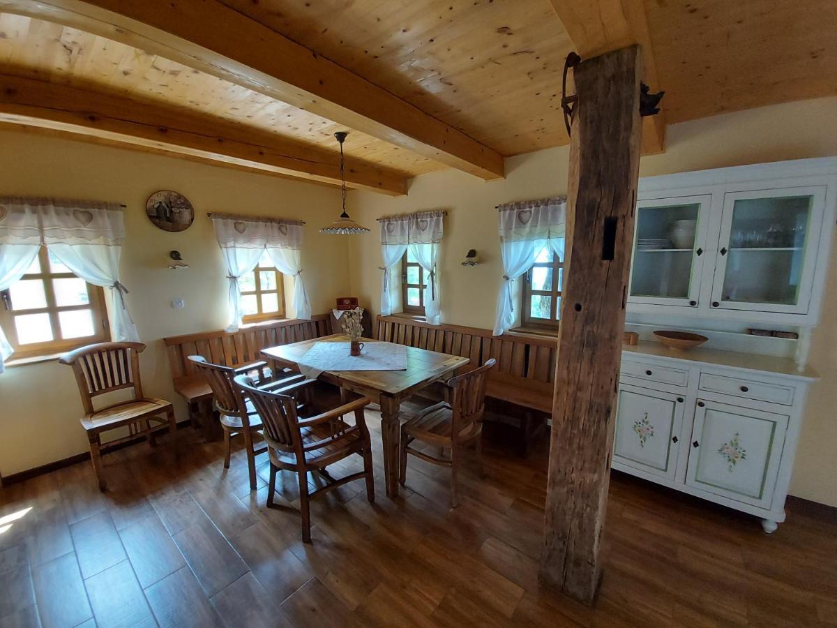 Oldhouse Knezovo * Sromlje