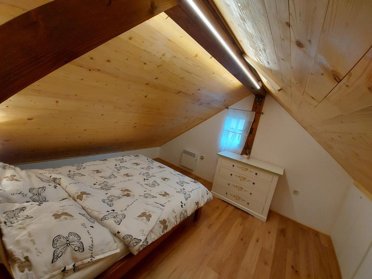 Oldhouse Knezovo